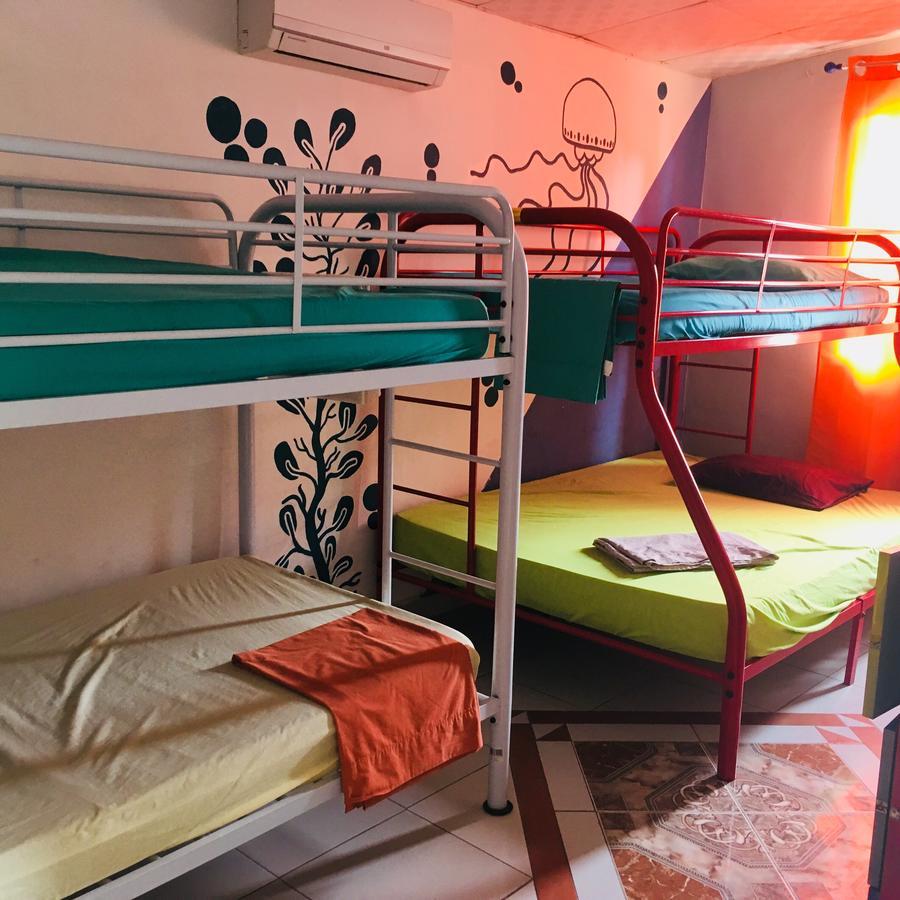 Taca Tucan Hostel Playa Blanca  Exterior photo